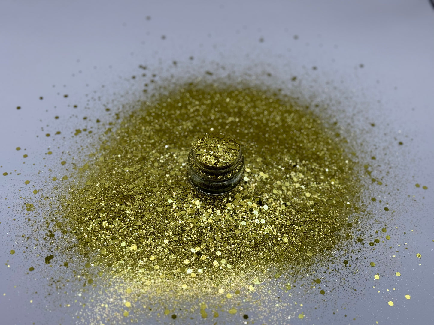 METALLIC CHUNKY DIAMOND GLITTER | GOLDEN GOLD