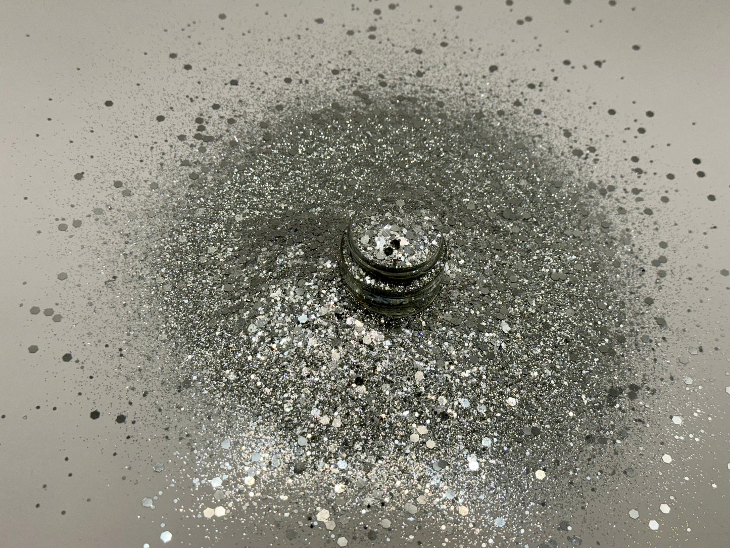 METALLIC CHUNKY DIAMOND GLITTER | SILVER SILVER